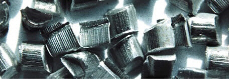 výroba kovových práškov mletých vločkových práškov striekaných do Poľska